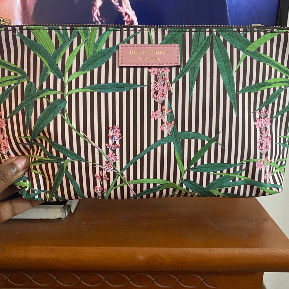 Henri Bendel gusset cosmetic bag